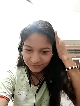 Snapshot of Hotty-sofiya chatting on 10.10.25 Hotty-sofiya online show from 10.10.25