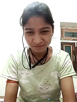 Snapshot of Hotty-sofiya chatting on 10.10.25 Hotty-sofiya online show from 10.10.25