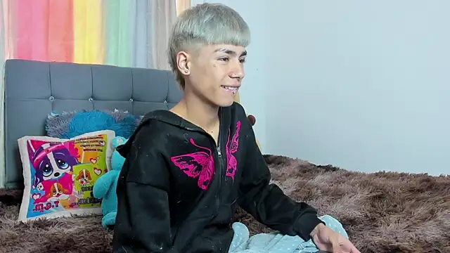 Snapshot of Playboy_Andersex chatting on 10.01.25 Playboy Andersex online show from 10.01.25