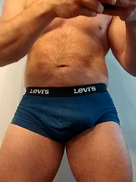 Snapshot of AlphaGymMale chatting on 10.02.25 AlphaGymMale online show from 10.02.25