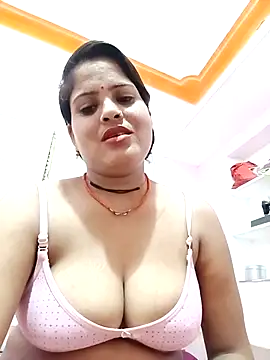 Snapshot of Sexi_savitri chatting on 09.16.25 Sexi savitri online show from 09.16.25