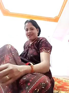 Snapshot of Sexi_savitri chatting on 10.17.25 Sexi savitri online show from 10.17.25
