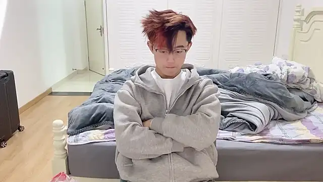 STxuguanhan online show from 11.09.25