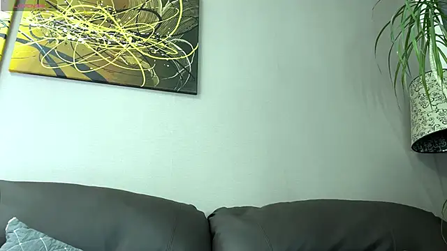 Snapshot of velina__ chatting on 09.23.25 velina online show from 09.23.25