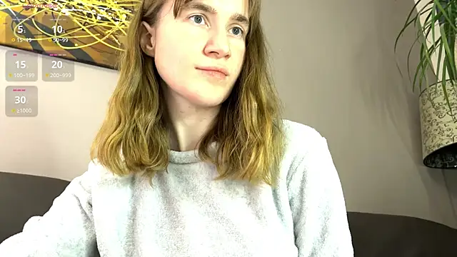 Snapshot of velina__ chatting on 10.22.25 velina online show from 10.22.25