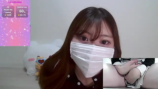 Snapshot of eri_0824 chatting on 09.20.25 eri 0824 online show from 09.20.25