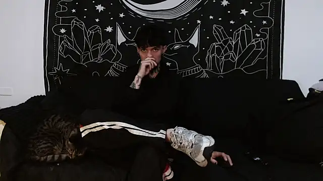 Snapshot of cyb3r_david chatting on 11.09.25 cyb3r david online show from 11.09.25