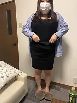 Snapshot of shimera-nohime25 chatting on 10.30.25 shimera-nohime25 online show from 10.30.25