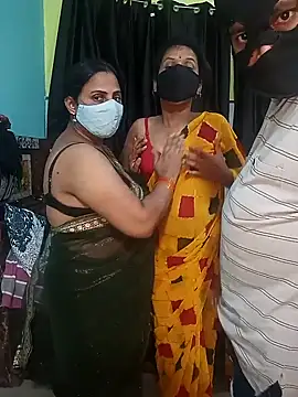 Renu bhabhi03 online show from 09.25.25