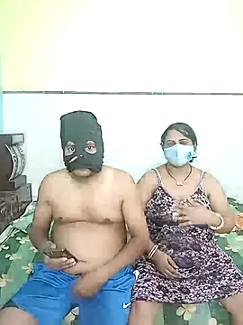 Renu bhabhi03 online show from 10.17.25