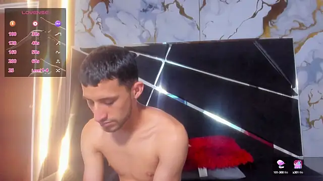 Snapshot of Akame_Draco chatting on 10.09.25 Akame Draco online show from 10.09.25