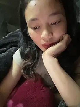 Snapshot of Kieu_xxx chatting on 11.03.25 Kieu xxx online show from 11.03.25