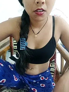Snapshot of Vaani_Cutie chatting on 10.02.25 Vaani Cutie online show from 10.02.25