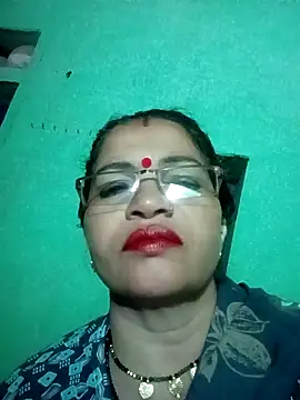 Snapshot of Manavi_x chatting on 10.04.25 Manavi x online show from 10.04.25