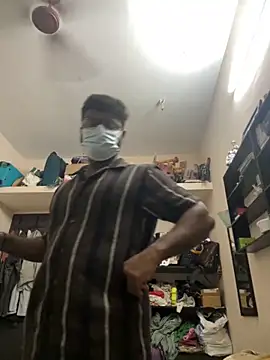 Snapshot of DJLOVE280825 chatting on 09.30.25 DJLOVE280825 online show from 09.30.25