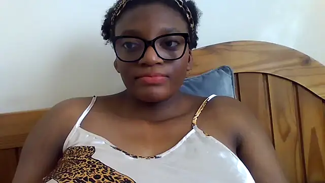 Snapshot of SexyGemBeautyX chatting on 09.08.25 SexyGemBeautyX online show from 09.08.25