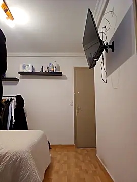 Snapshot of Latinfogoso84 chatting on 10.30.25 Latinfogoso84 online show from 10.30.25