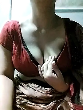 Snapshot of Hottestgirll chatting on 09.23.25 Hottestgirll online show from 09.23.25
