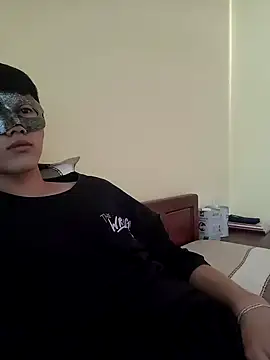 Snapshot of thienlong05 chatting on 09.12.25 thienlong05 online show from 09.12.25