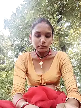 Idhika Jha online show from 09.22.25