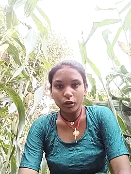 Idhika Jha online show from 09.24.25