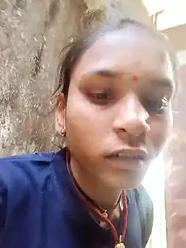 Idhika Jha online show from 12.02.25