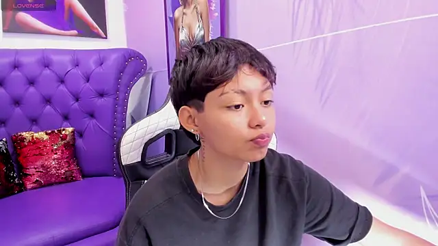 Snapshot of tefi_meow chatting on 10.09.25 tefi meow online show from 10.09.25