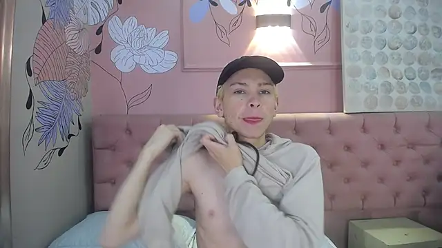 Aaron Fordd online show from 11.25.25