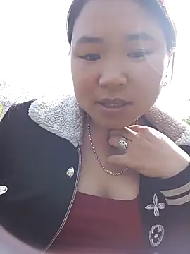 may-squirl online show from 11.16.25