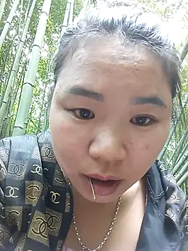 may-squirl online show from 11.21.25