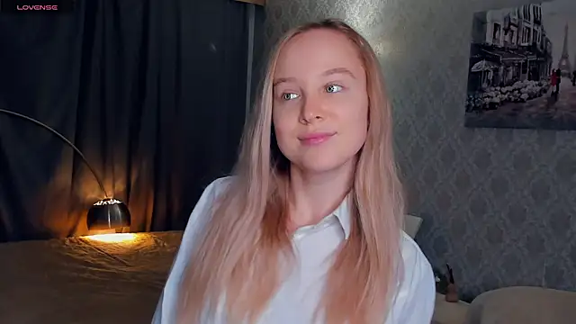 SoonMoor online show from 11.04.25