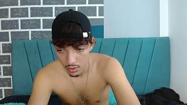 Snapshot of Jake_laraxxx chatting on 09.18.25 Jake laraxxx online show from 09.18.25