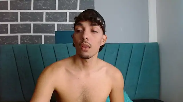Snapshot of Jake_laraxxx chatting on 09.20.25 Jake laraxxx online show from 09.20.25