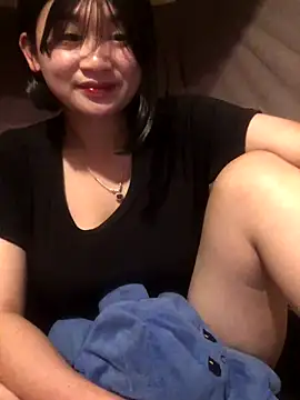 Snapshot of ha-cute chatting on 10.16.25 ha-cute online show from 10.16.25