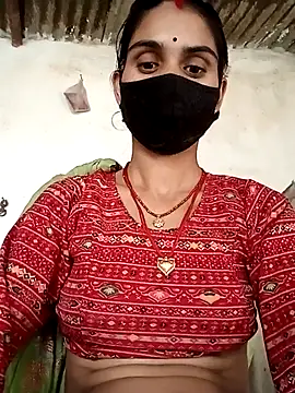 Snapshot of Nishaa_ji chatting on 10.13.25 Nishaa ji online show from 10.13.25