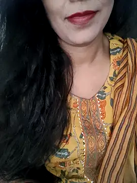 Deepa Sharma143 online show from 09.11.25