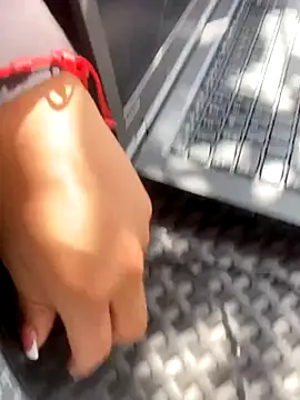 Adele Pinkk online show from 10.23.25