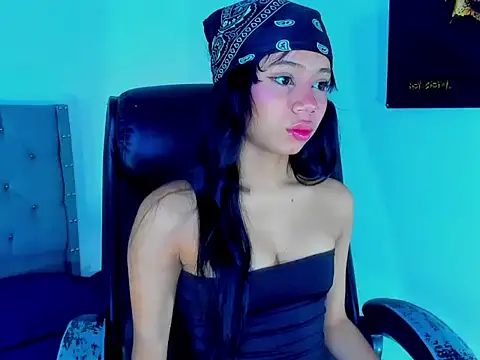 Snapshot of megan_rousexx chatting on 09.16.25 megan rousexx online show from 09.16.25
