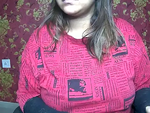 Snapshot of mrymlove chatting on 10.29.25 mrymlove online show from 10.29.25