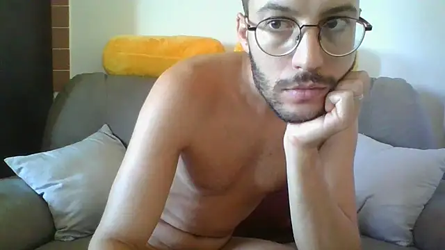 Amicisegreti online show from 09.18.25