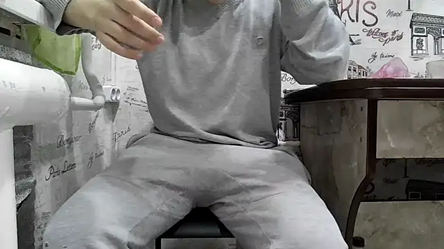 Snapshot of marik_goldd chatting on 09.24.25 marik goldd online show from 09.24.25