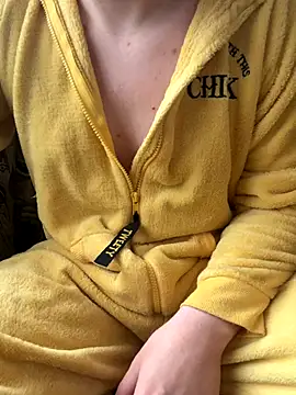 Snapshot of marik_goldd chatting on 10.06.25 marik goldd online show from 10.06.25