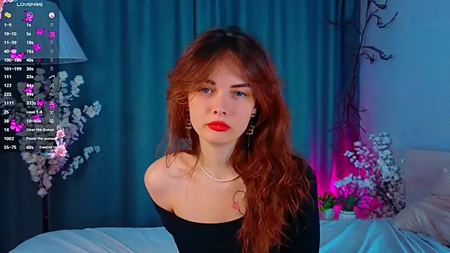 LisaDrake online show from 09.24.25