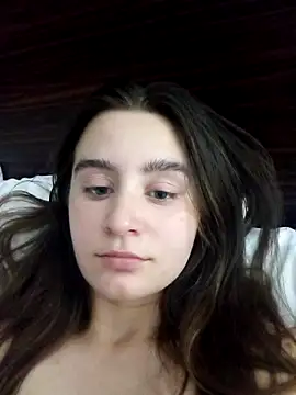 freakylittlebitch69 online show from 09.28.25