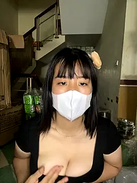 Snapshot of Dankun chatting on 09.17.25 Dankun online show from 09.17.25