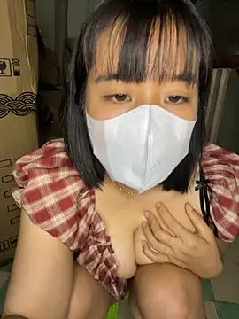 Snapshot of Dankun chatting on 11.08.25 Dankun online show from 11.08.25