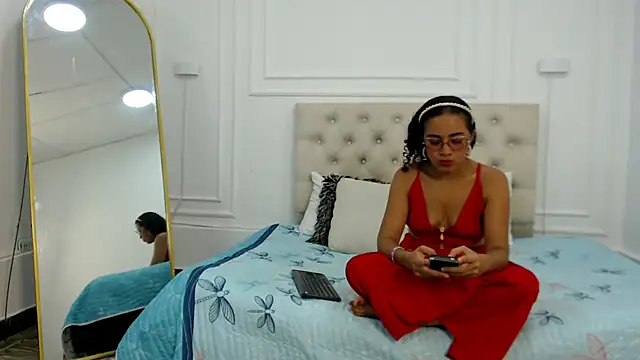 charlotte dante212 online show from 10.10.25