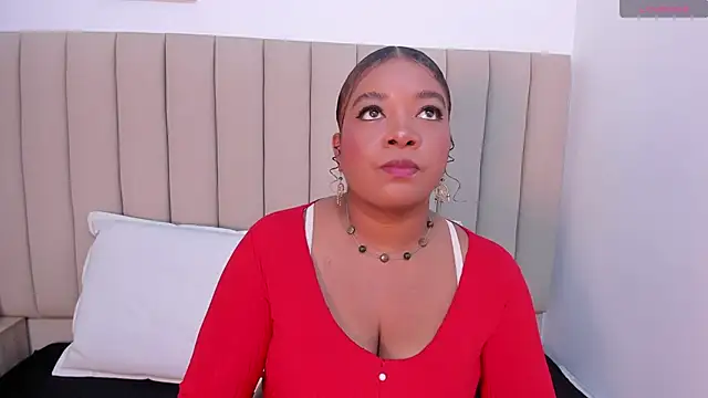 Snapshot of Afrodita_de_amor chatting on 12.02.25 Afrodita de amor online show from 12.02.25