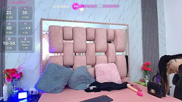 SofiaSommers online show from 09.11.25