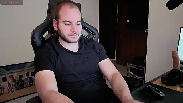 Snapshot of Paul00474 chatting on 10.20.25 Paul00474 online show from 10.20.25